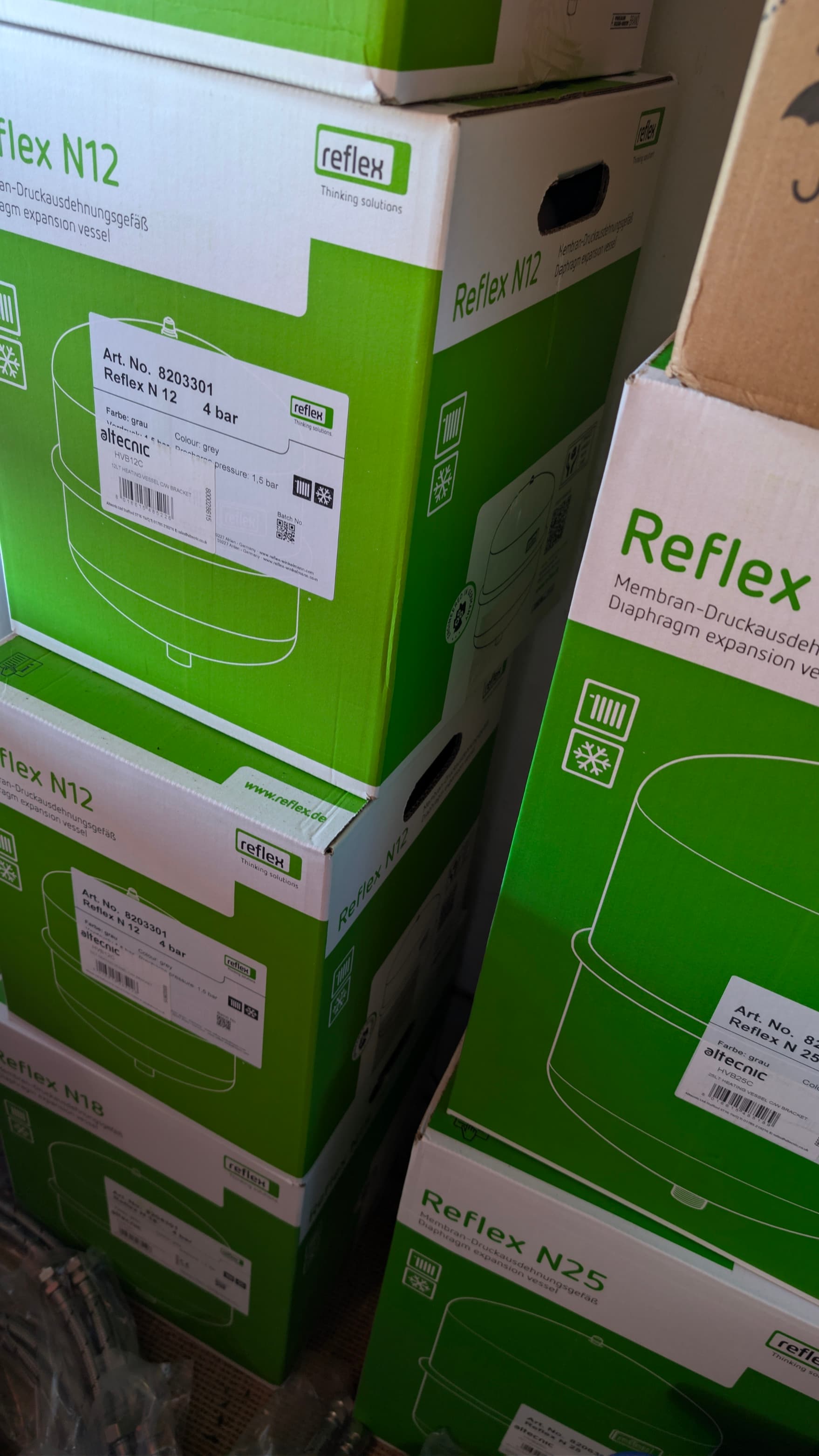 Water Tanks & Cylinders