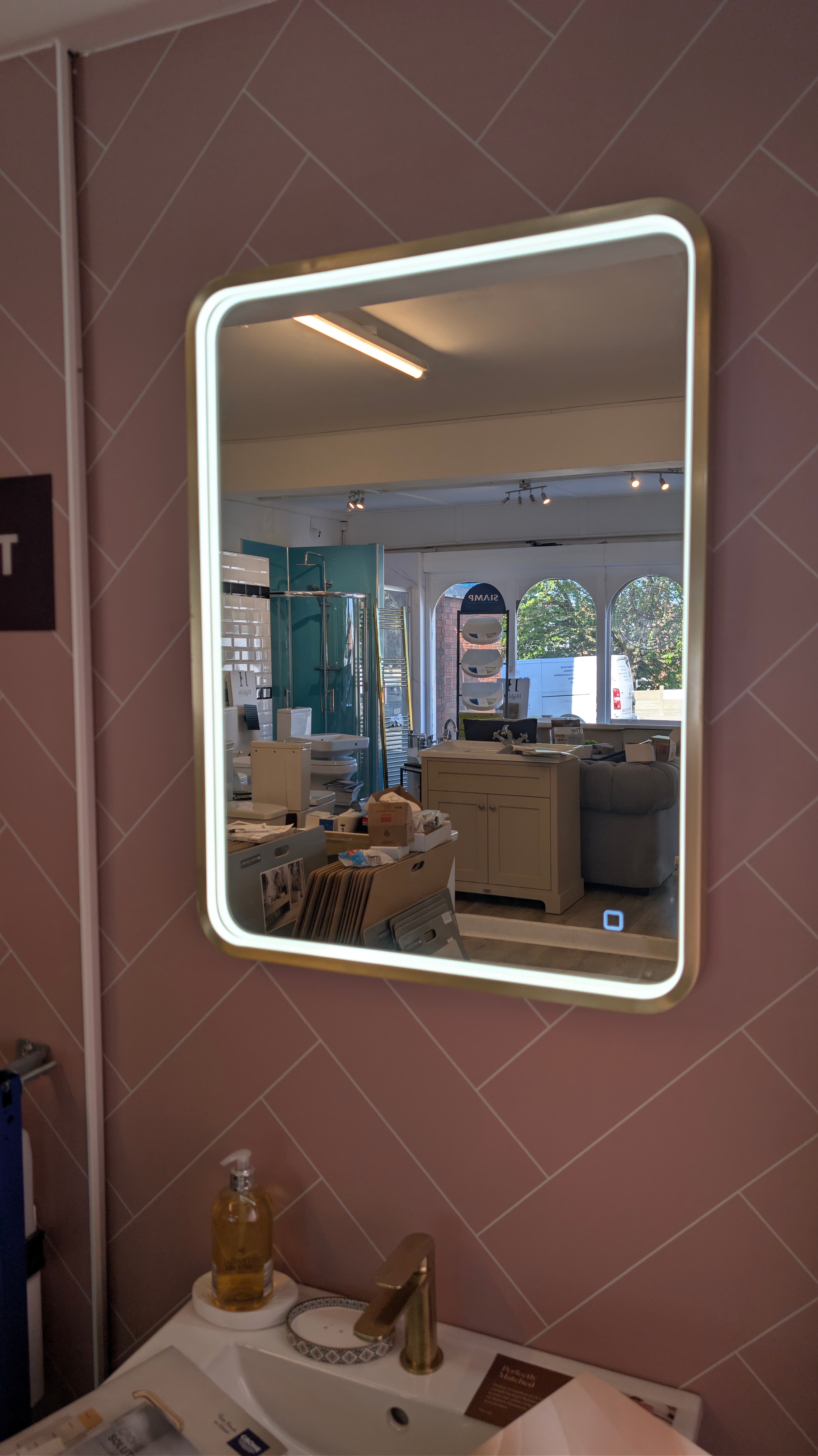 Mirrors & Lighting
